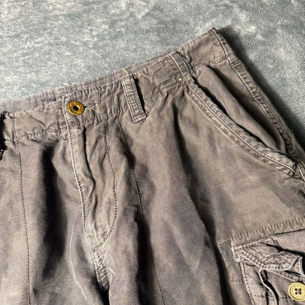 American Eagle Outfitters Classic Cargo Shorts